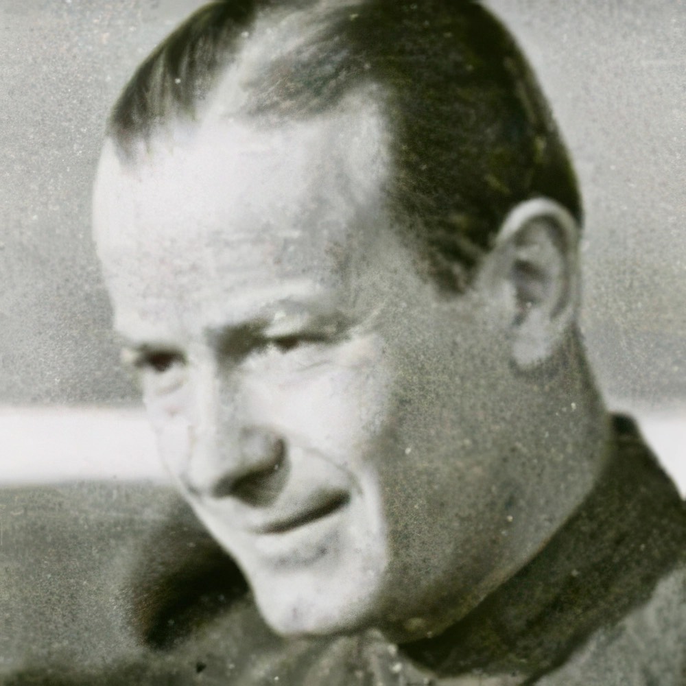 Franco Comotti - Formula 1 Driver Photo